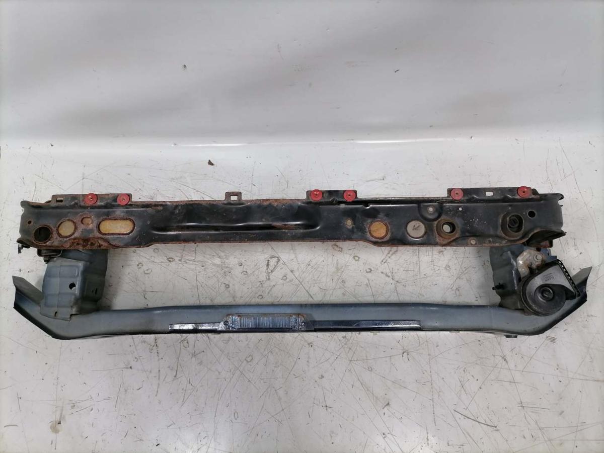 Ford Focus 3 original Tr&auml;ger Verst&auml;rkung Sto&szlig;stange Stossf&auml;nger vorn Facelift Bj.2018